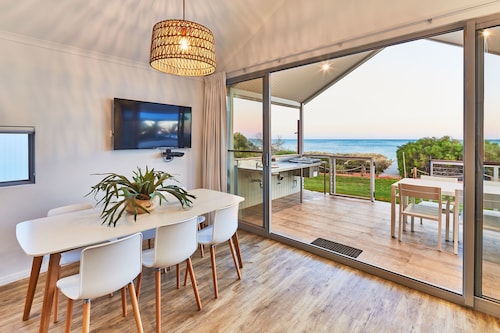 RAC Monkey Mia Dolphin Resort