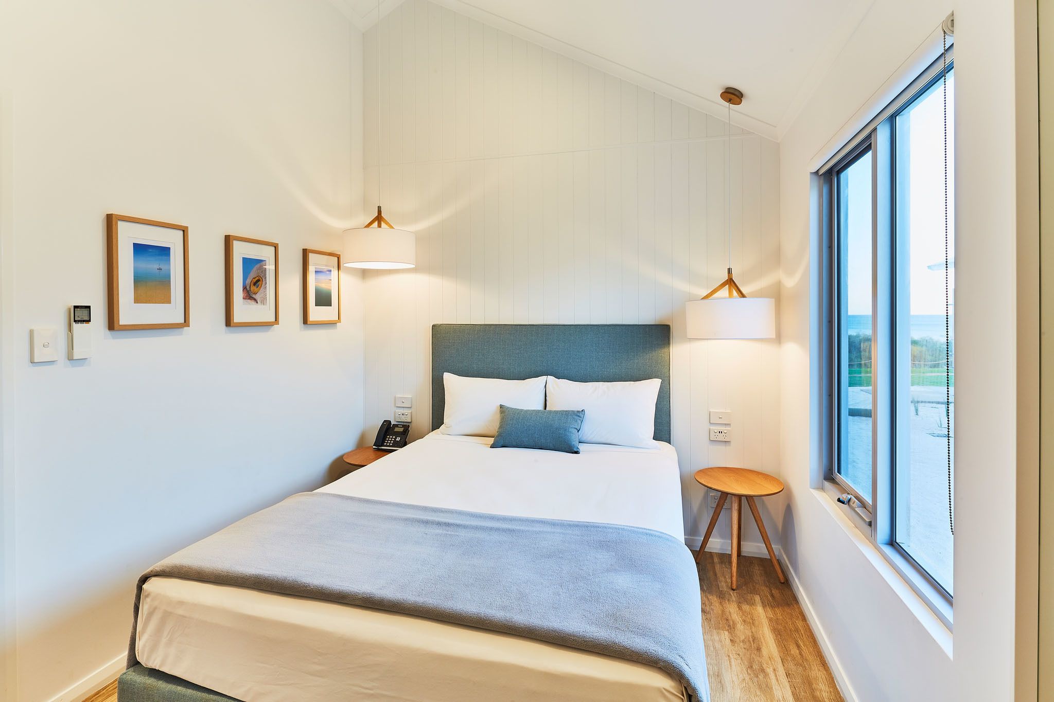 2 Bedroom Beachfront Villa | Free WiFi, bed sheets