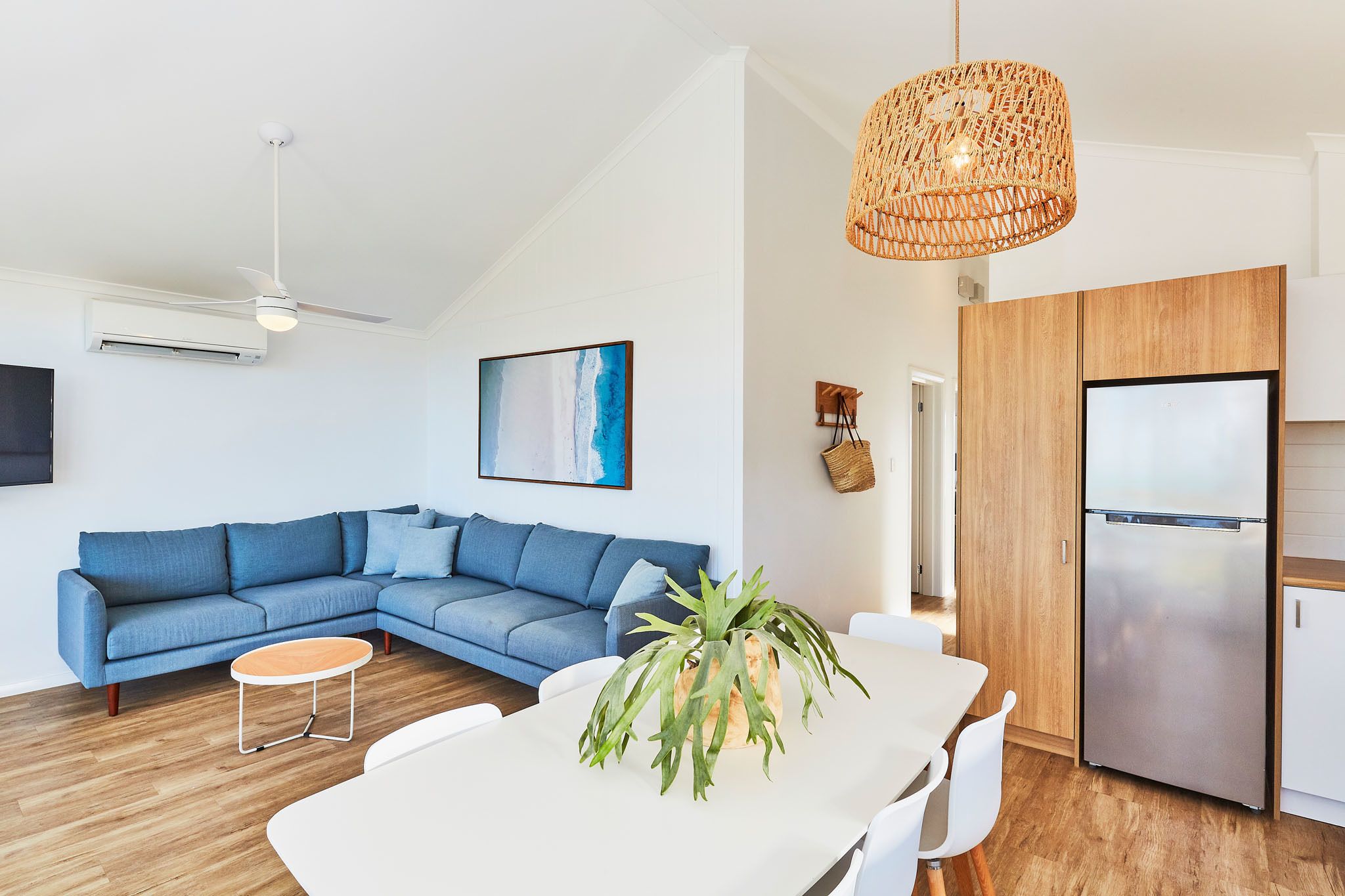 3 bedroom Beachfront Villa | Living area