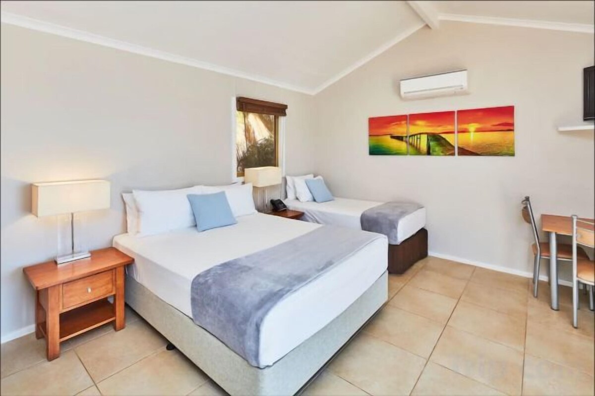 Wifi gratis y ropa de cama 