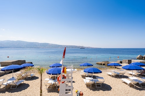 Capo Peloro Resort - Adults Only