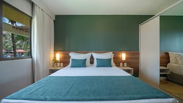 Suite Master Frente Mar | Minibar, in-room safe, desk, free WiFi