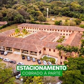 Self parking - Hotel Nacional Inn Araxá  (Araxá)