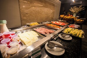 Free daily buffet breakfast