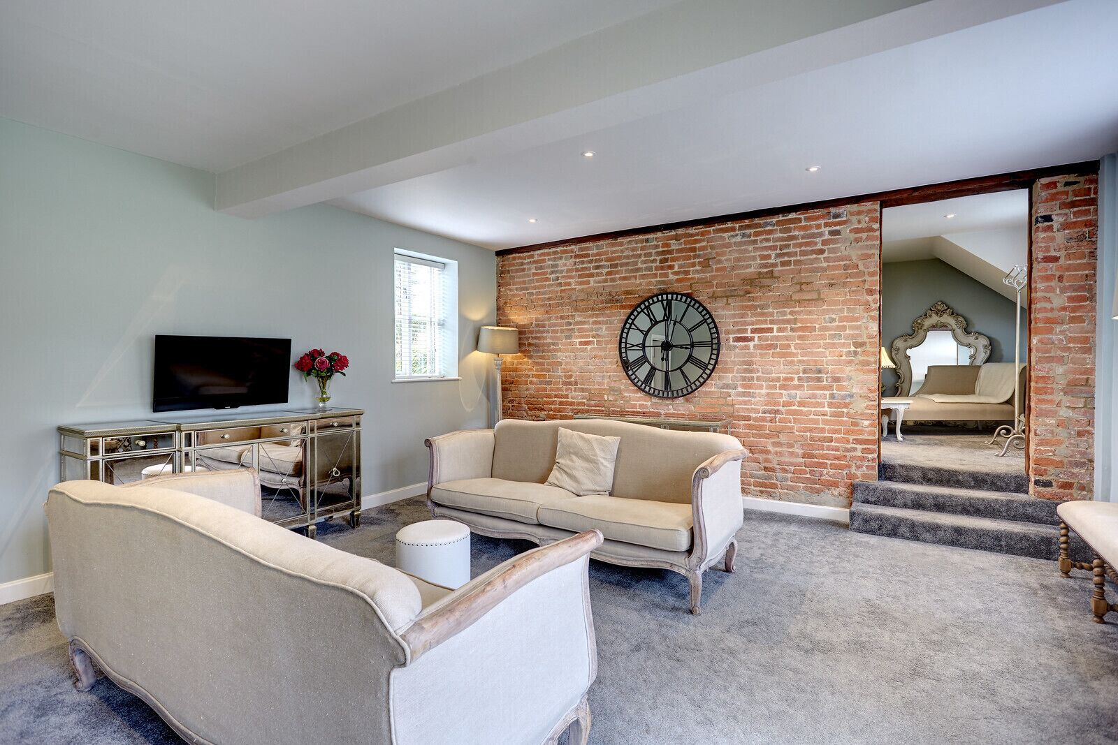 luxury suite | bathroom | combined shower/bathtub, free toiletries, hair dryer, bathrobes