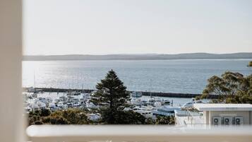 Marina Ocean View Room | Balcony