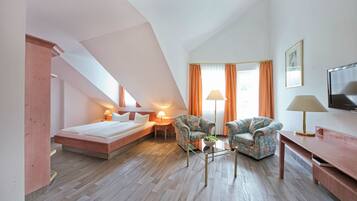 35-Zoll-Flachbildfernseher mit Satellitenempfang, Fernseher