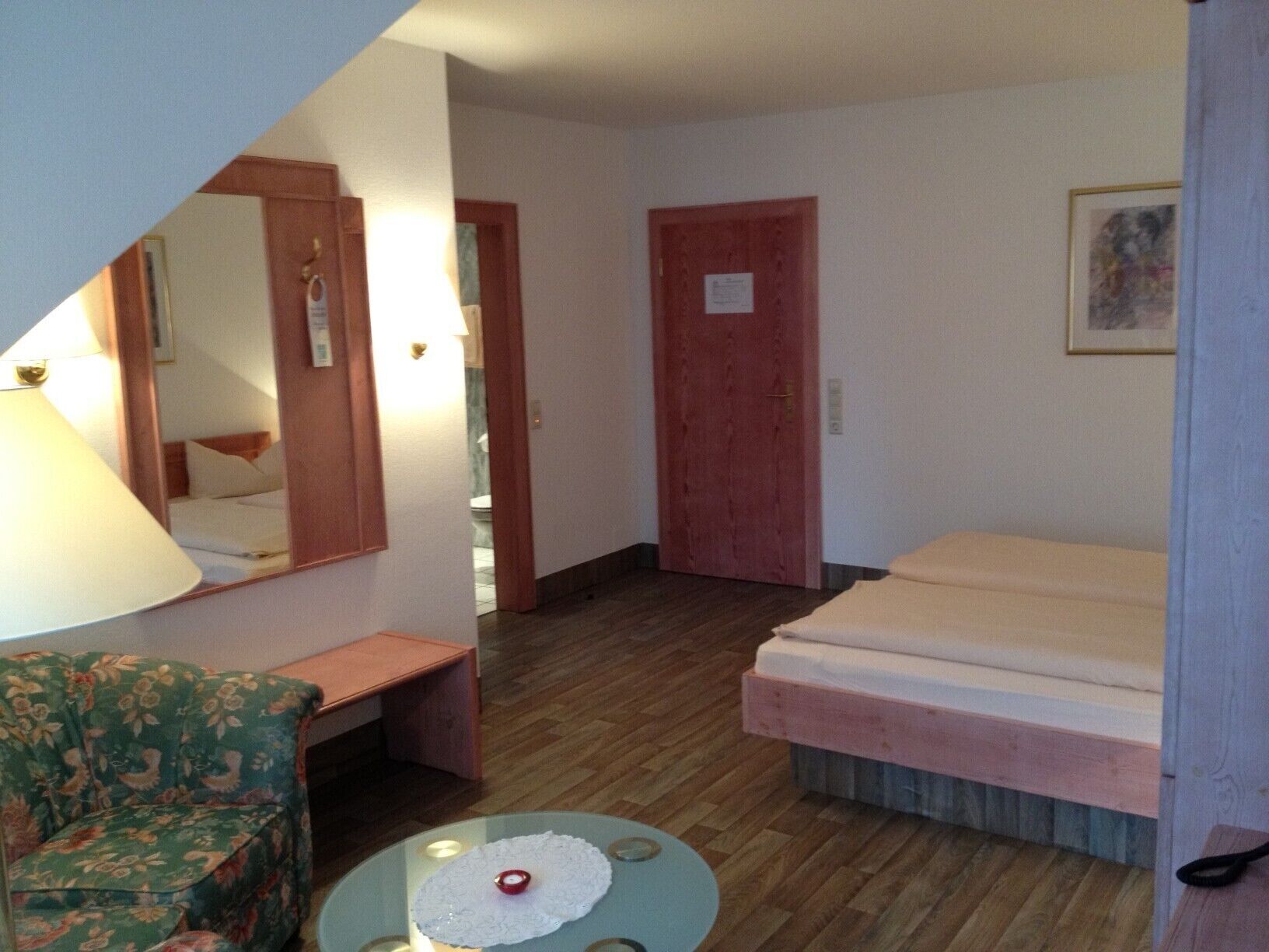 Deluxe Double Room | Living area | 35-inch flat-screen TV with satellite channels, TV, toys