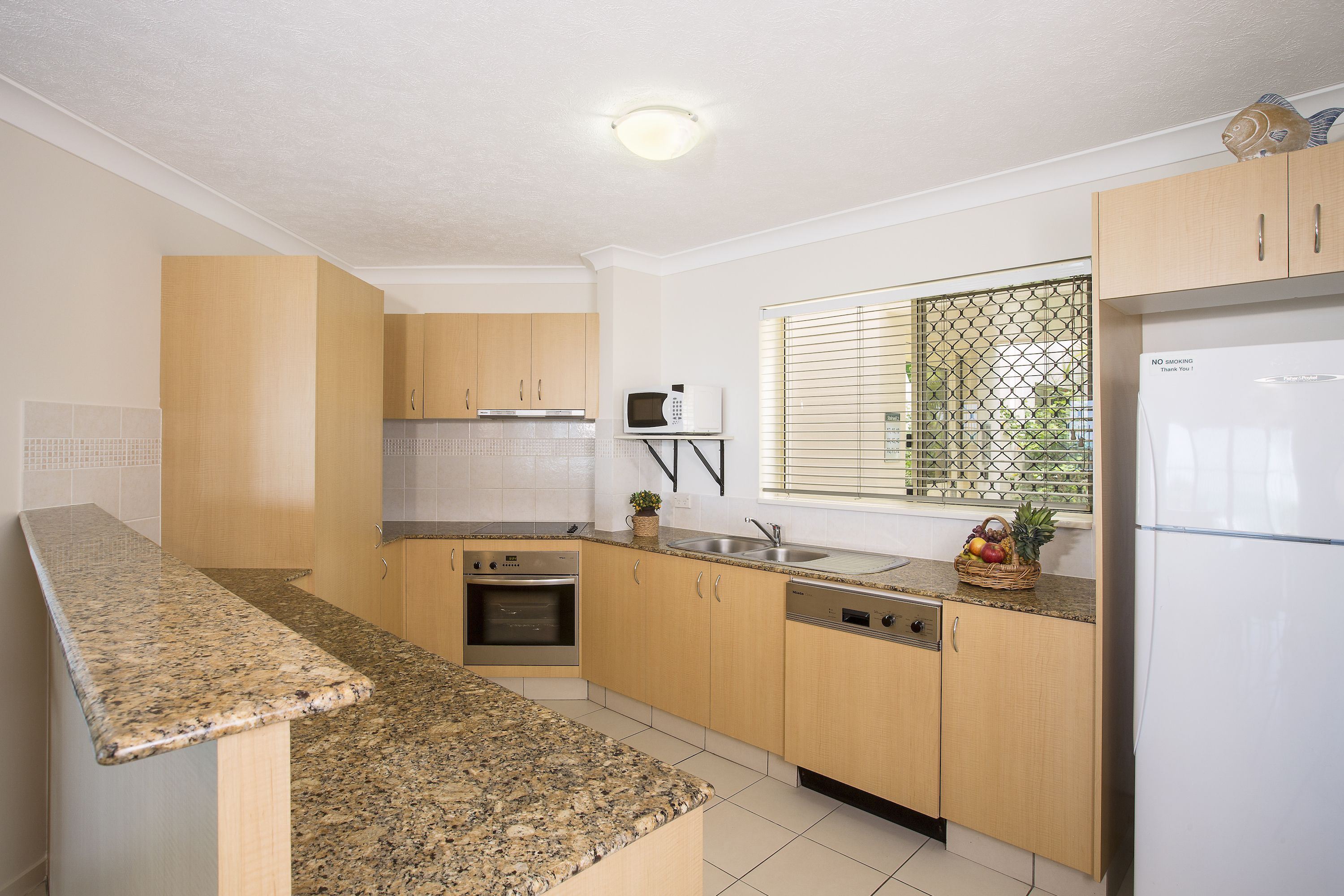 Golden Riviera Beach Resort — image 23