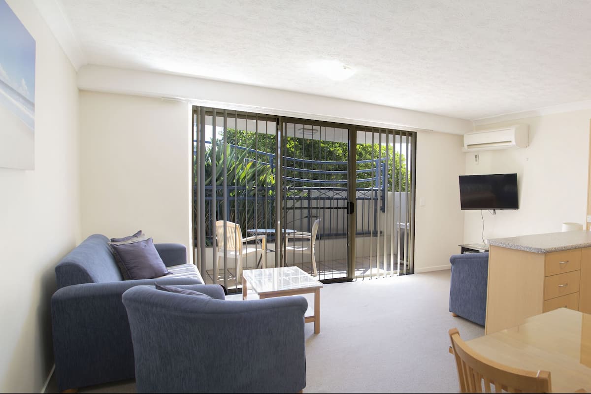 Standard Apartment, 1 Bedroom | Living area