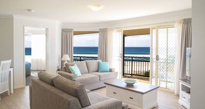 Golden Riviera Beach Resort