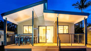 Cabane Familiale (Fingal sleeps 4 kids) | Balcon