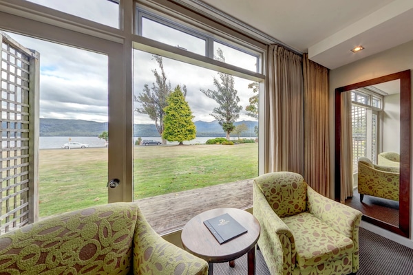 Lake View Room | Lake view
