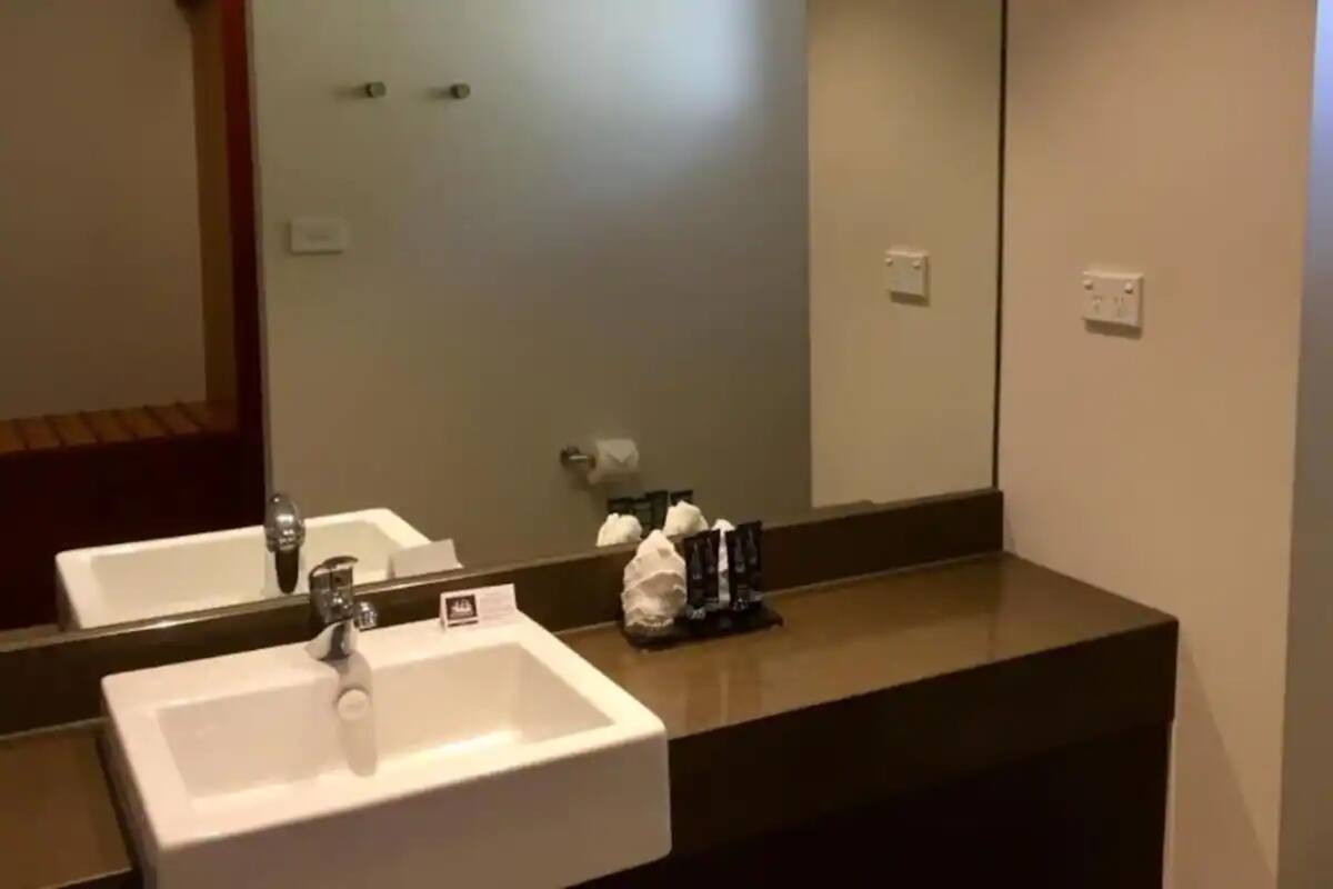 1 bedroom, minibar, iron/ironing board, free wifi