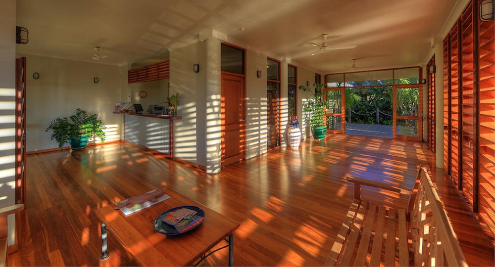 The Sovereign Resort Hotel by null