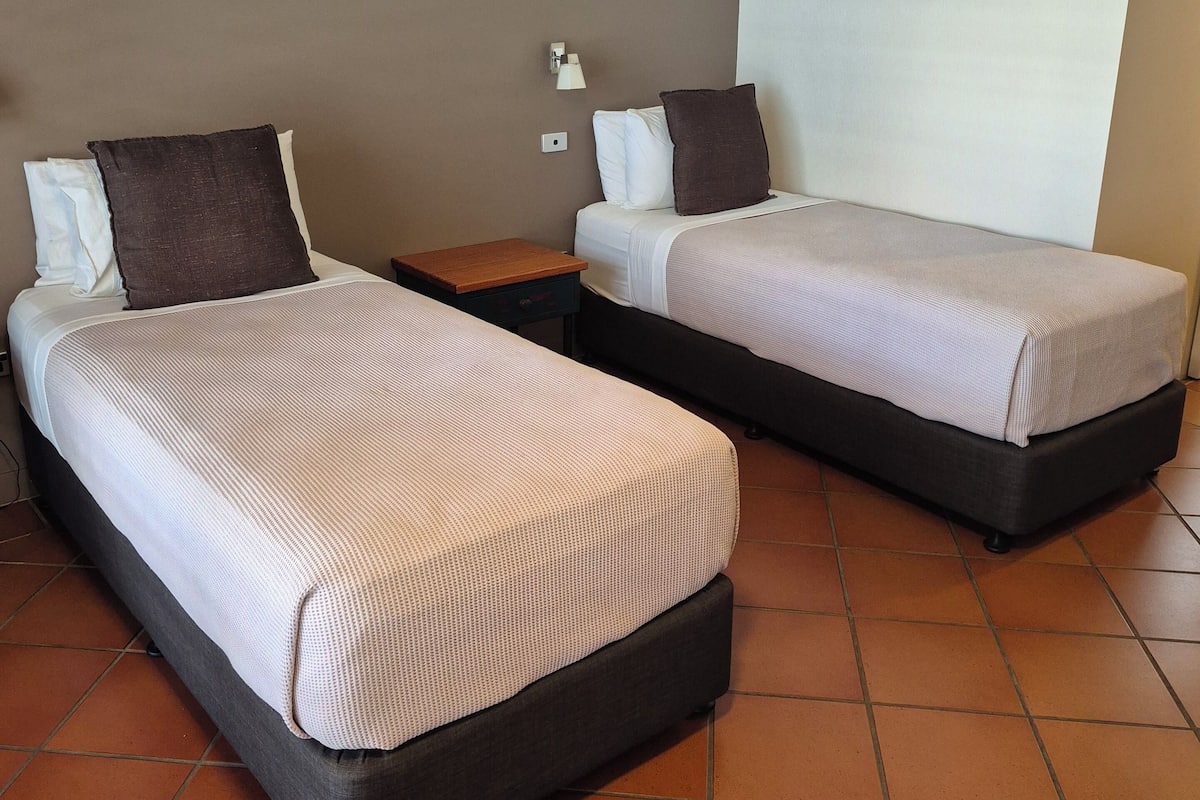 Resort Room Twin | Minibar, iron/ironing board, free WiFi, bed sheets