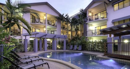 Bay Villas Resort