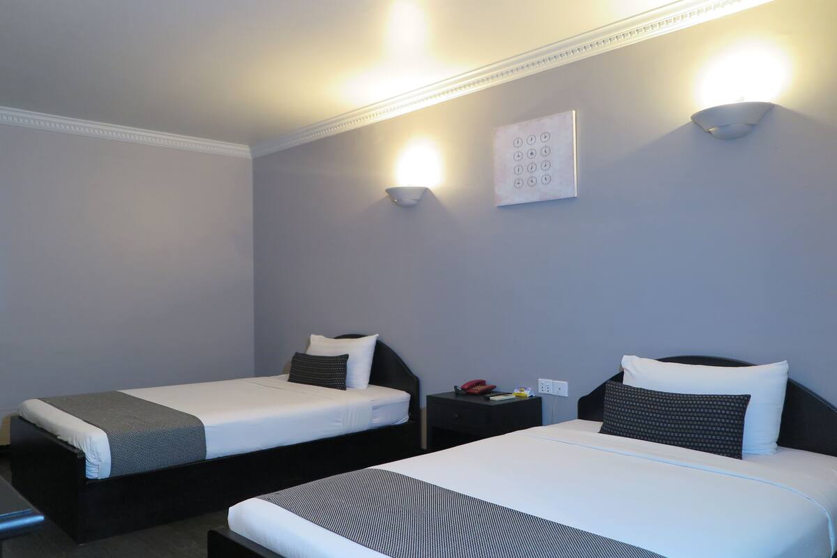 Standard Twin Room | Premium bedding, pillowtop beds, in-room safe, desk