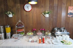 Daily buffet breakfast for a fee - Mito Hotel (Phnom Penh)