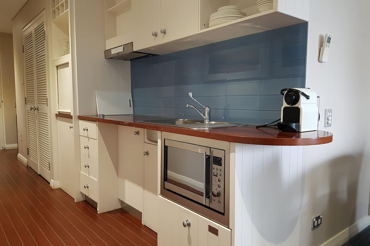 one bedroom apartment (disability access) | private kitchen | fridge, coffee/tea maker, electric kettle