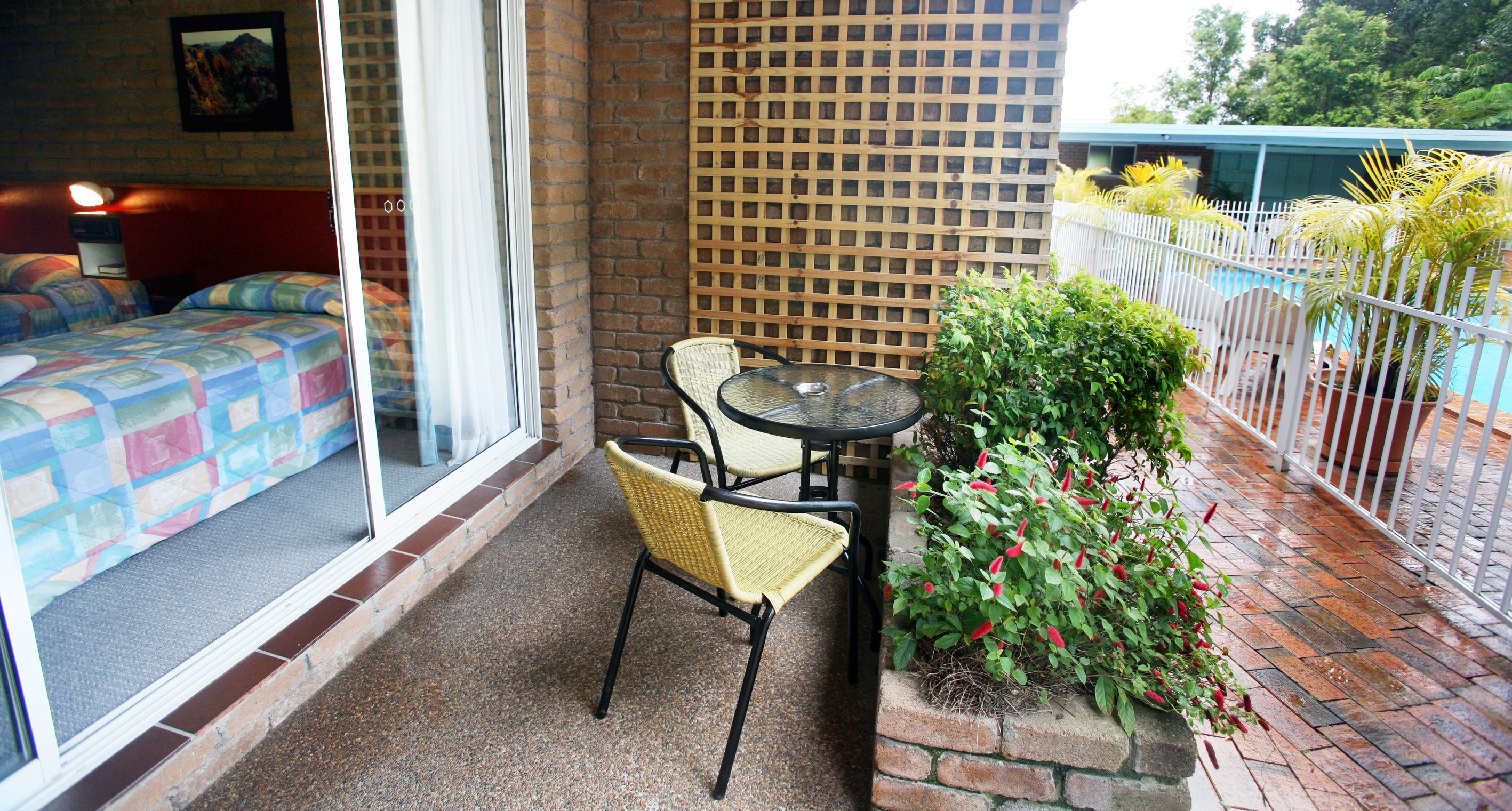 coffs getaway | terrace/patio