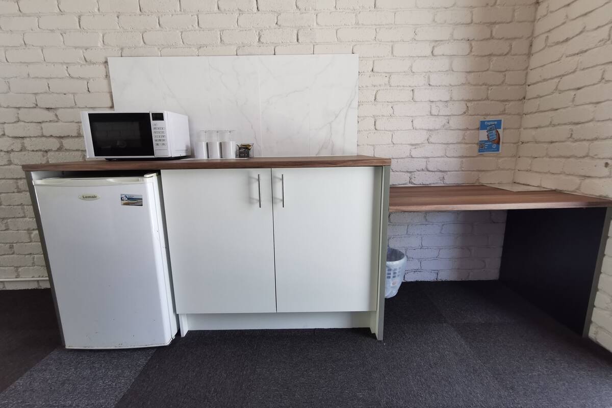 1 bedroom, premium bedding, desk, blackout curtains