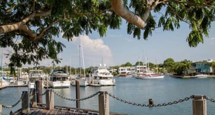 Cullen Bay Resort
