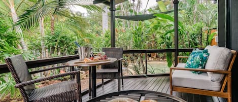 Executive-Villa (Featuring Outdoor Plunge Spa) | Terrasse/Patio
