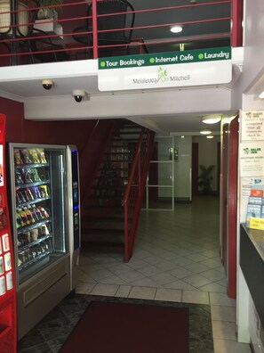 Lobby - Value Inn (Darwin)