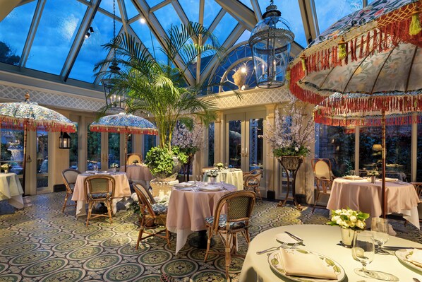 Terrace/patio - The Inn at Little Washington (Washington)