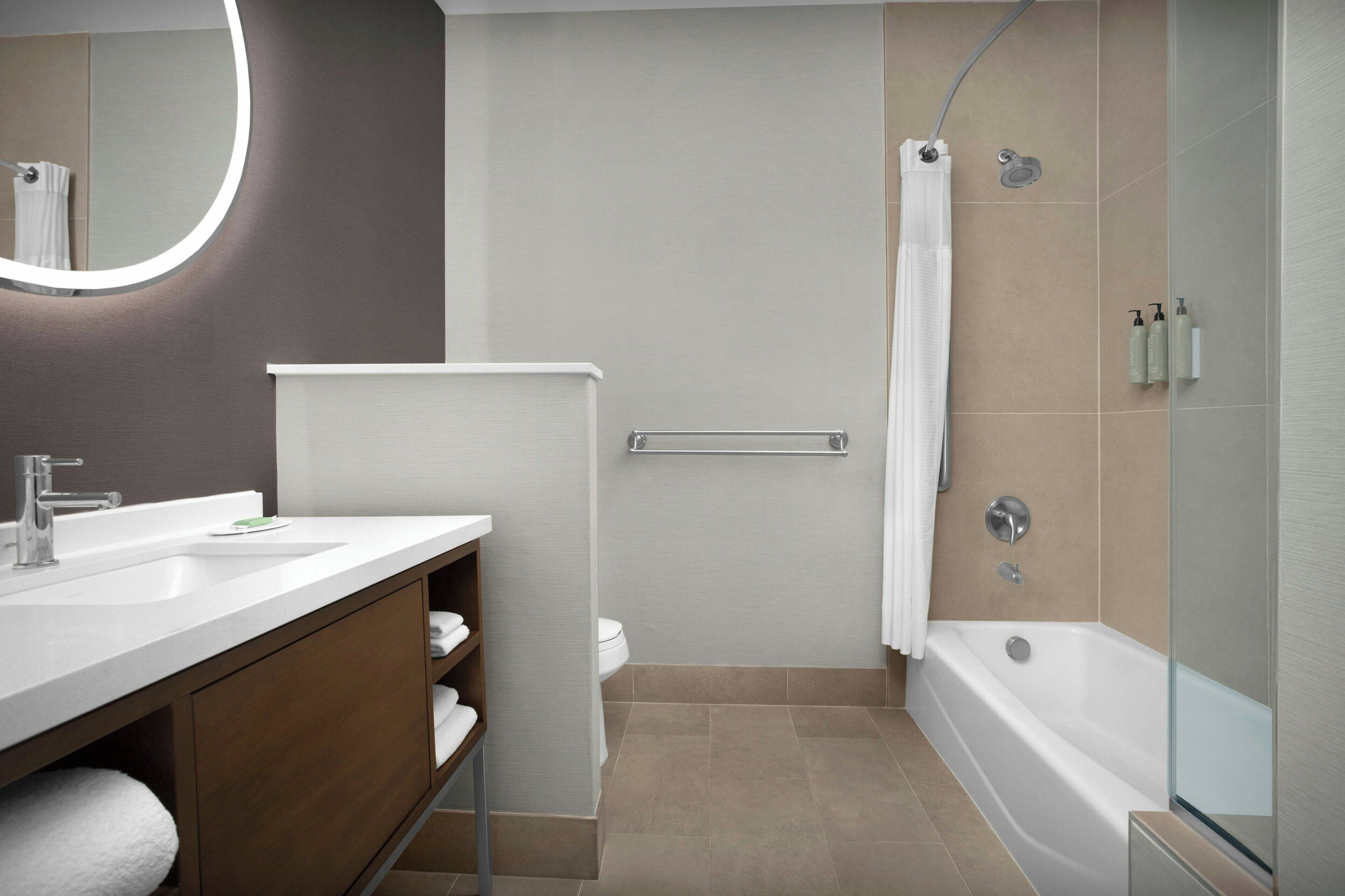 Photo - Courtyard by Marriott San Antonio SeaWorld - Westover Hills