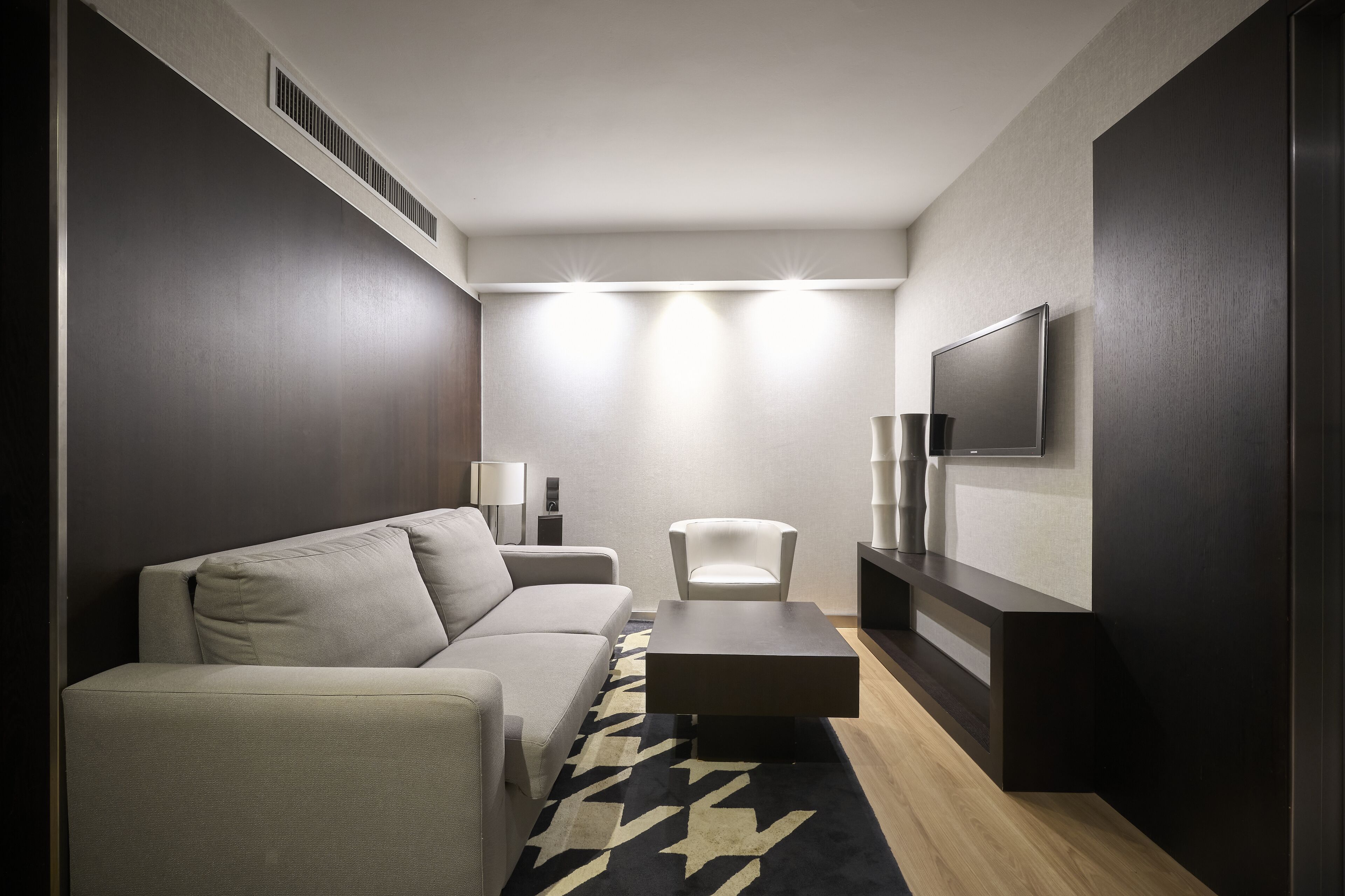 1 bedroom, minibar, in-room safe, desk