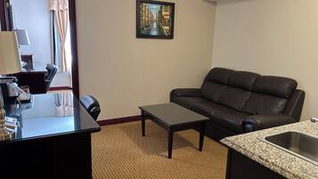 42 inci televisyen dengan satelit, pemain DVD, stesen dok MP3