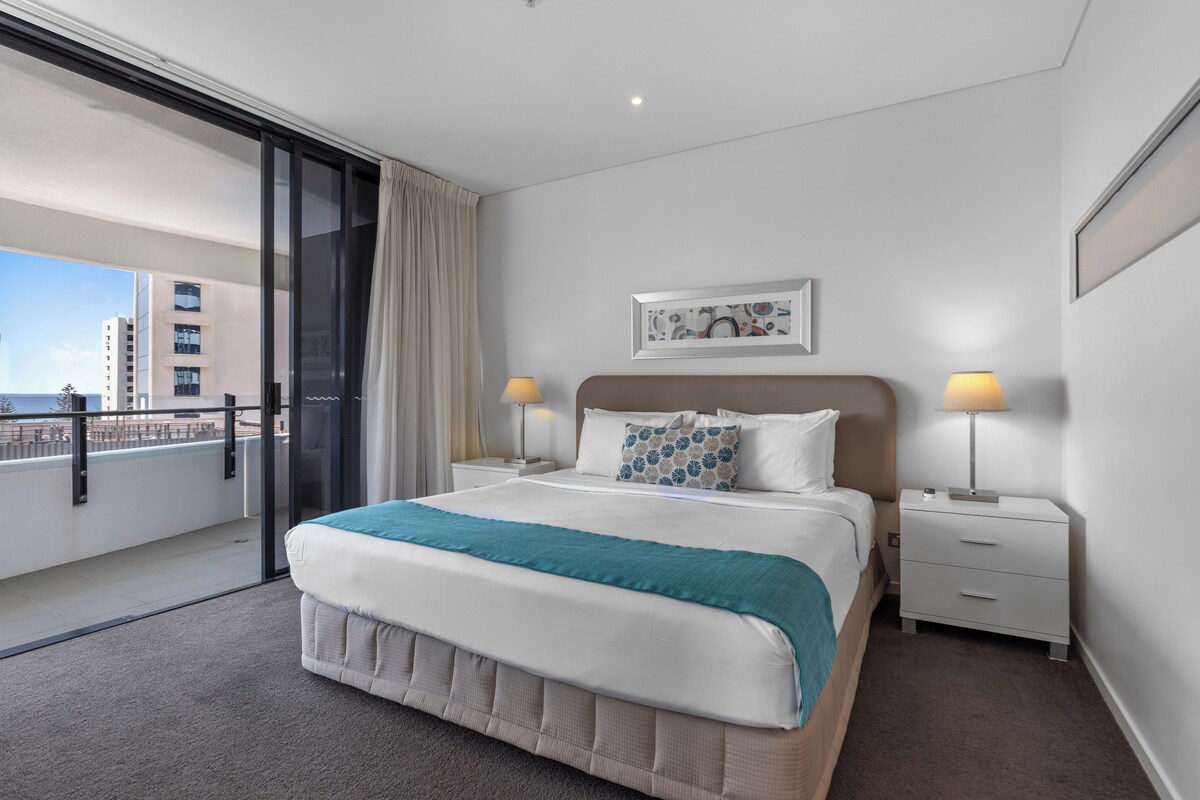 Apartment, 2 Bedrooms | In-room safe, iron/ironing board, rollaway beds (surcharge), WiFi (free)