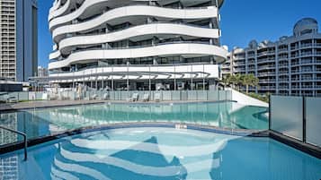 2 outdoor pools, sun loungers