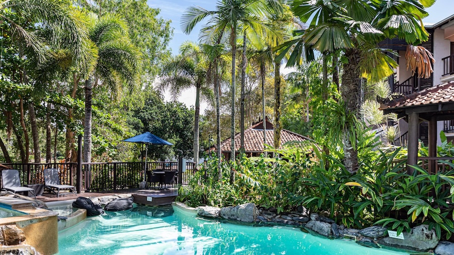 Hibiscus Resort & Spa