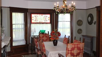 Dagelijks uitgebreid ontbijt inbegrepen