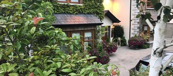 Avlon House Bed & Breakfast