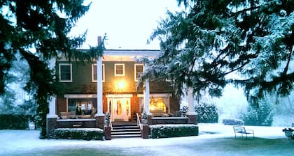 Warm Springs Inn & Winery