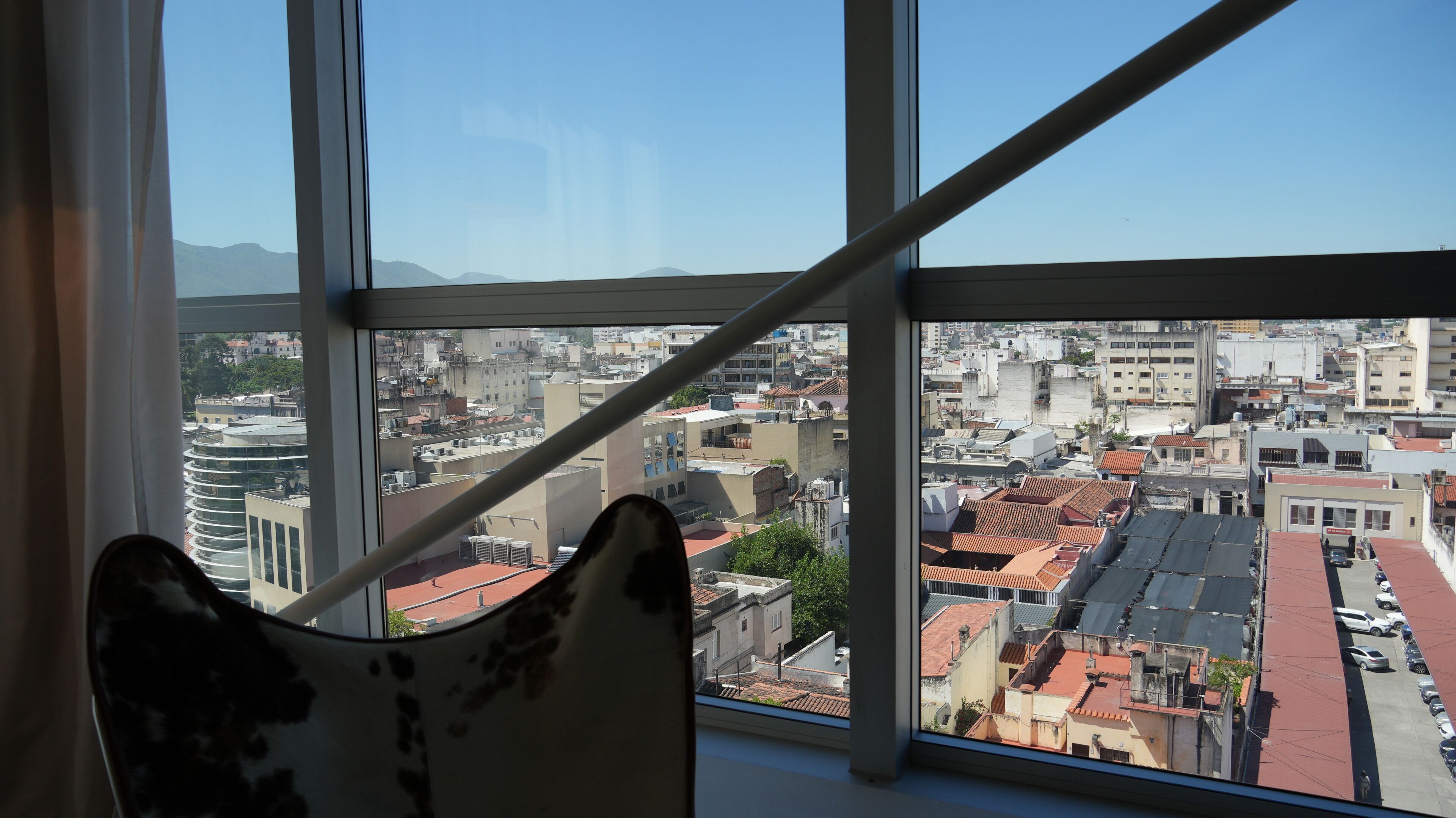 suite corner | 1 bedroom, premium bedding, down duvets, minibar