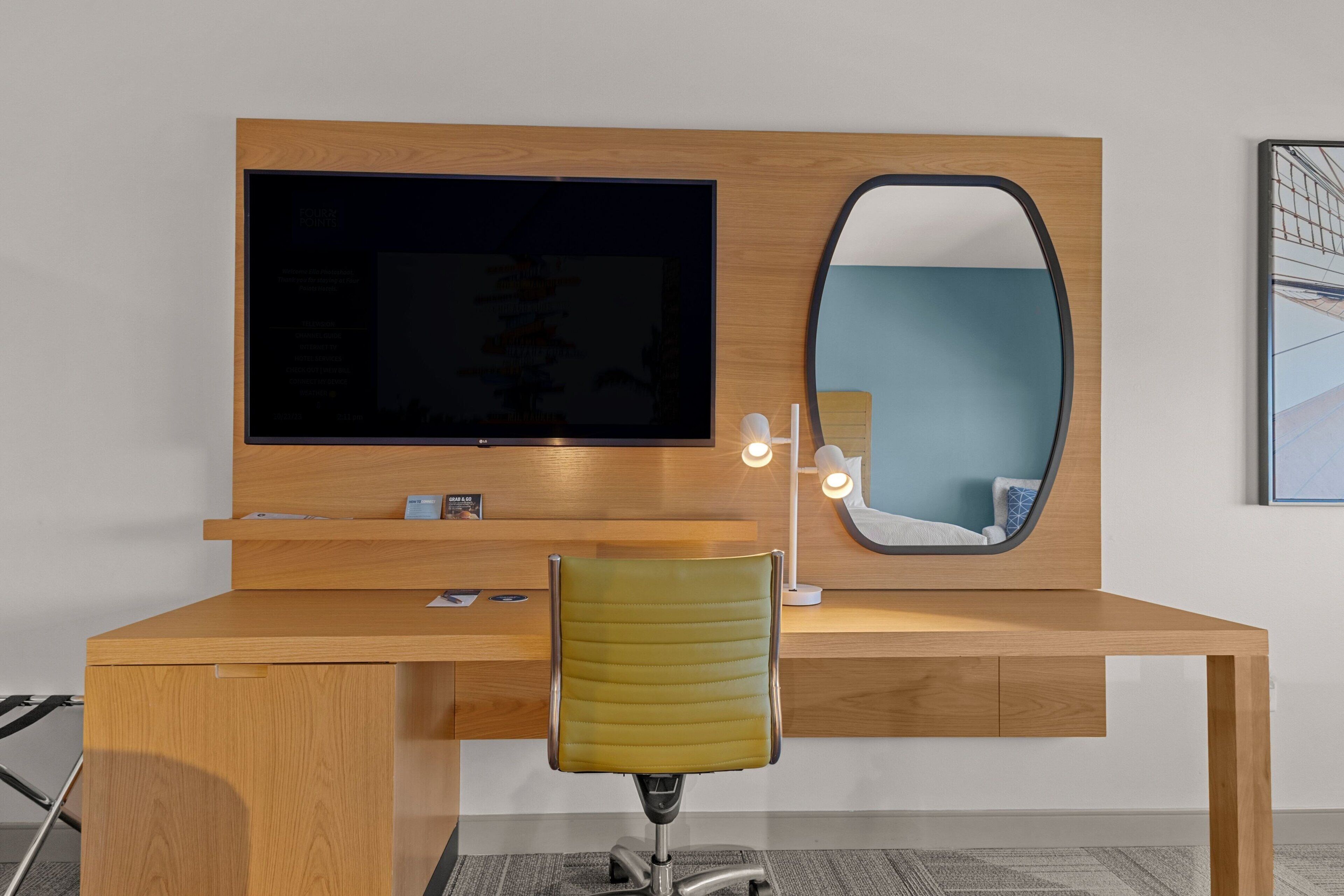 egyptian cotton sheets, premium bedding, down duvets, pillow-top beds