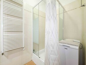 City Studio | Bathroom - Opera Residence (Budapest)