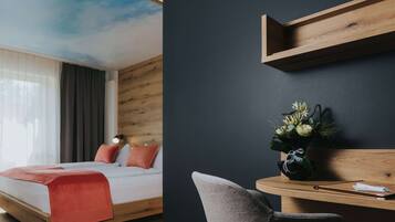 Suite mit Balkon oder Terrasse | 1 Schlafzimmer, Allergikerbettwaren, Minibar, Zimmersafe