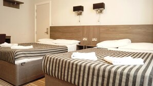 View from property - Comfotel Prpl (London)