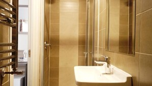 Bathroom - Comfotel Prpl (London)