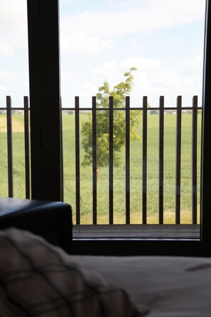 Select Comfort beds, desk, laptop workspace, blackout curtains - Hotel Callecanes (Poperinge)