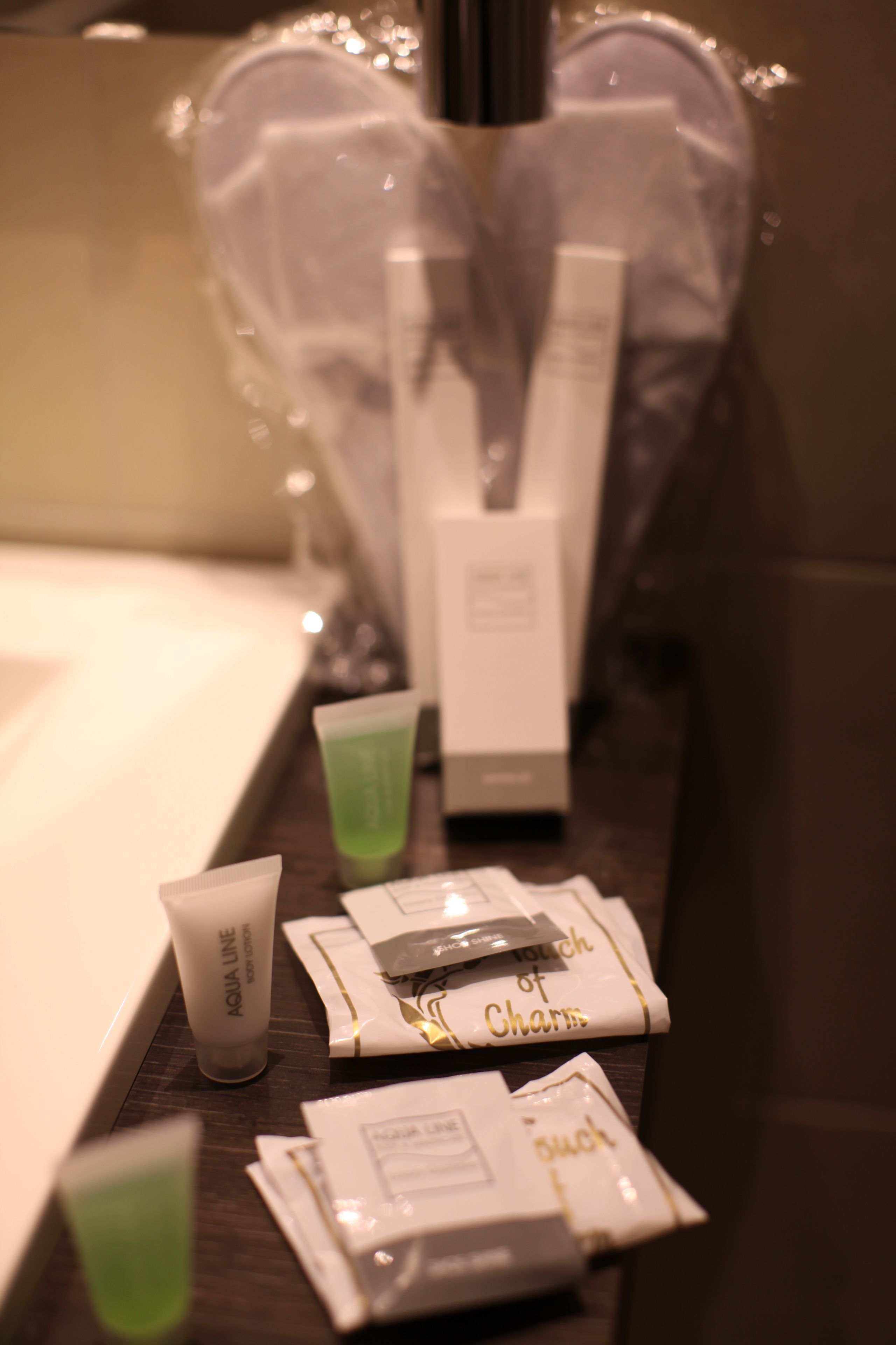 executive double room | bathroom amenities | free toiletries, hair dryer, towels, soap