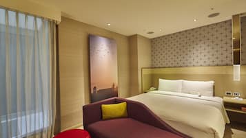 In-room safe, desk, soundproofing, iron/ironing board