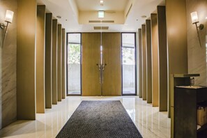 Interior entrance - Grandee Taipei (Taipei)