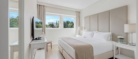 In-room safe, desk, blackout curtains, soundproofing